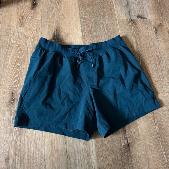 lululemon athletica Other - Lululemon Dark Blue Athletic Shorts Size M‎